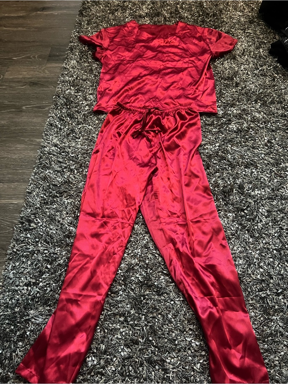 Women’s Red Satin Pajama Set Short Sleeve Top Pants Size S